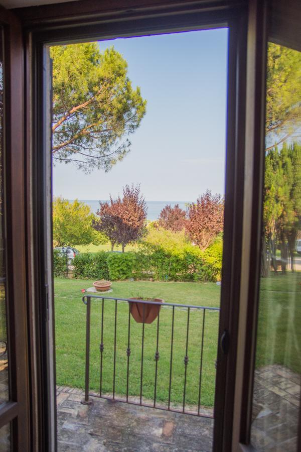 Bed and Breakfast Antico Casale Fossacieca Civitanova Marche Exterior foto